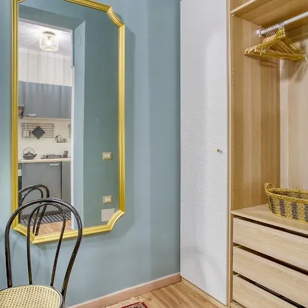 Apartment Navigli Floor 15 Mins From Duomo