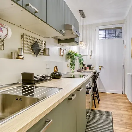 Navigli Floor 15 Mins From Duomo Apartment Milan