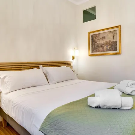 Navigli Floor 15 Mins From Duomo Milan