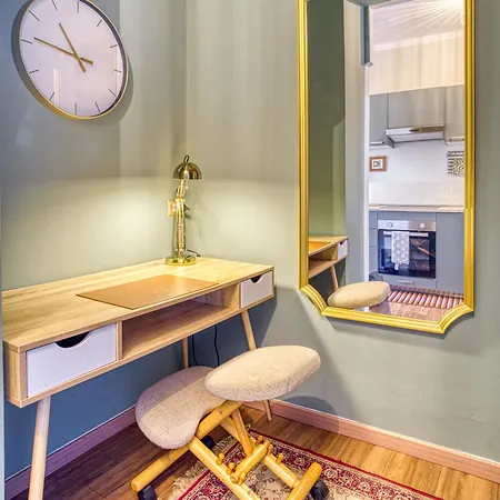 Bamboo House - Floor Just 15 Minutes From Duomo アパート ミラノ